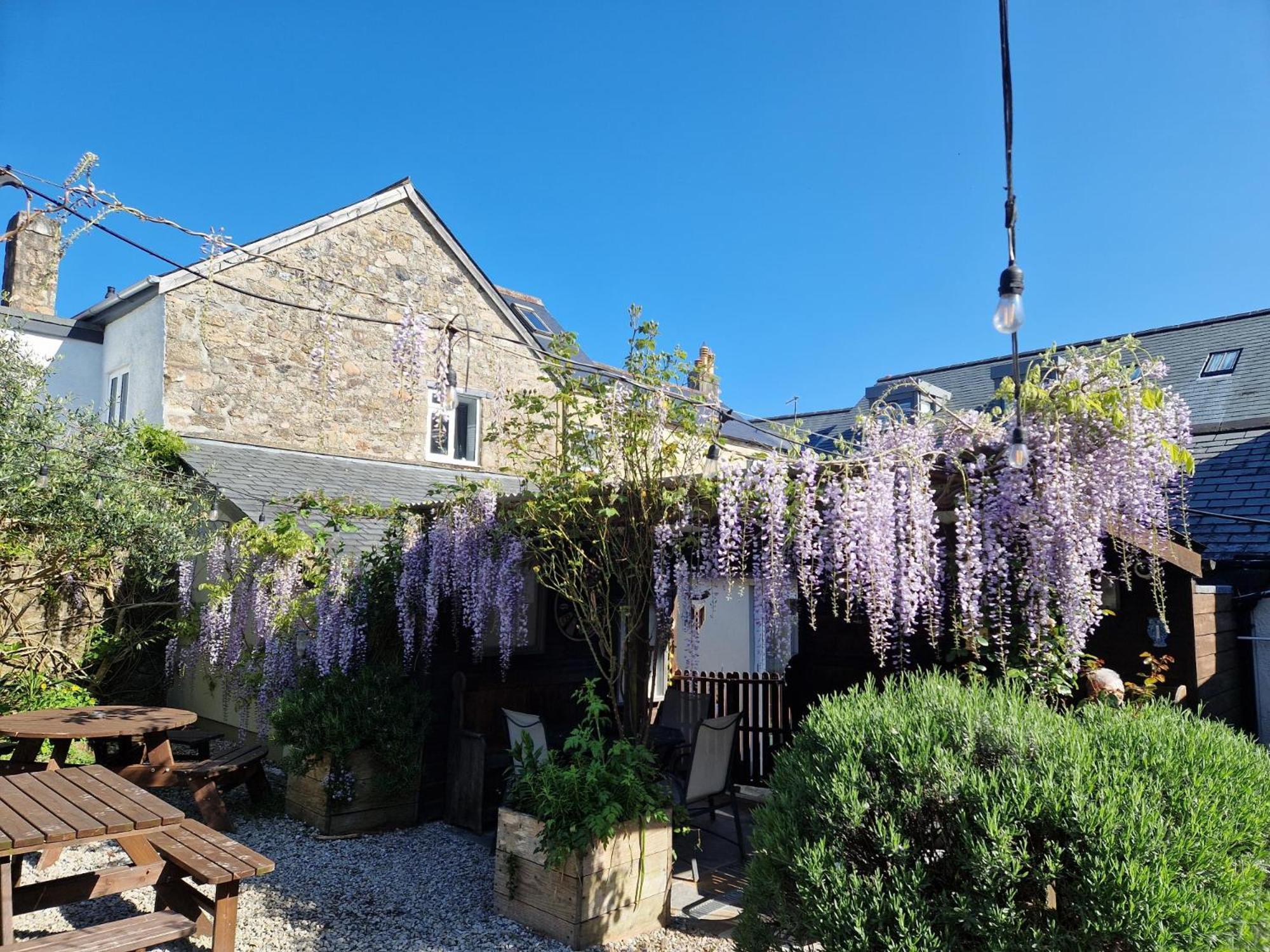 Ring O Bells Bed & Breakfast Chagford Exterior photo