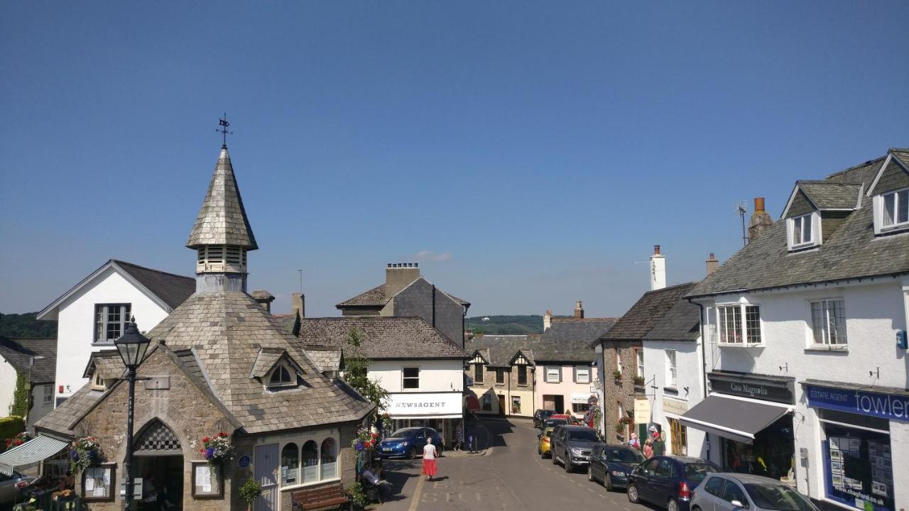 Ring O Bells Bed & Breakfast Chagford Exterior photo